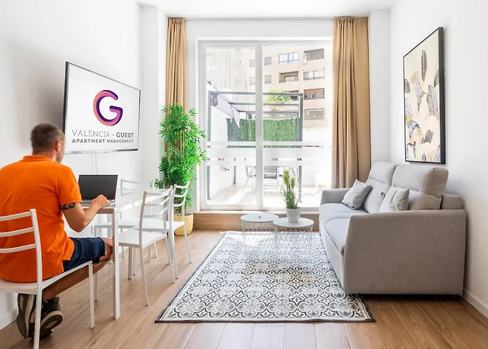 アパート Sorolla Station *