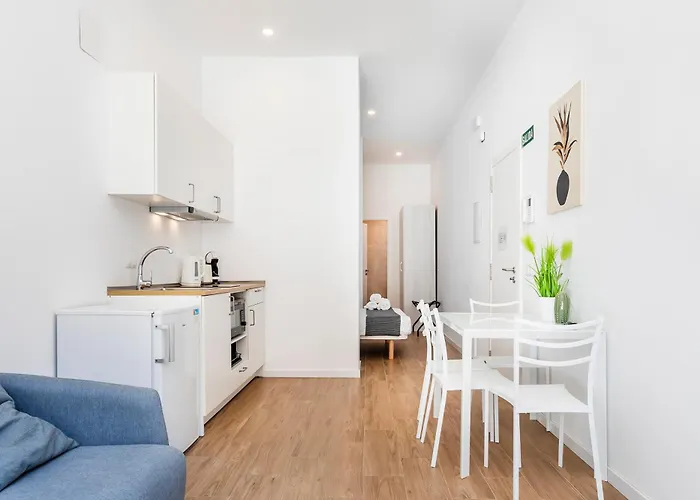 アパート Sorolla Station