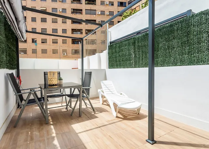 Sorolla Station アパート